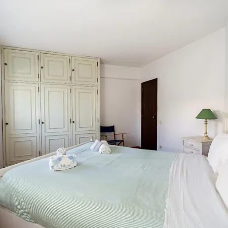 Villa Mianas By Sapvillas